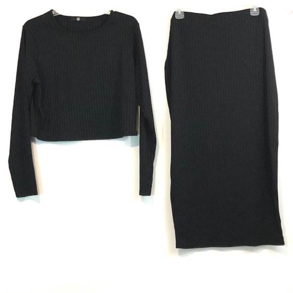 🍍2HP/ NWOT!! BLACK SET, SKIRT AND TOP. RIBBED MATERIAL U.S.SIZE 16 🍍🍍🍍🍍 - Picture 13 of 14